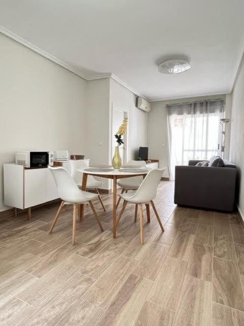 Appartamento Eb By Zanis Torrevieja Esterno foto