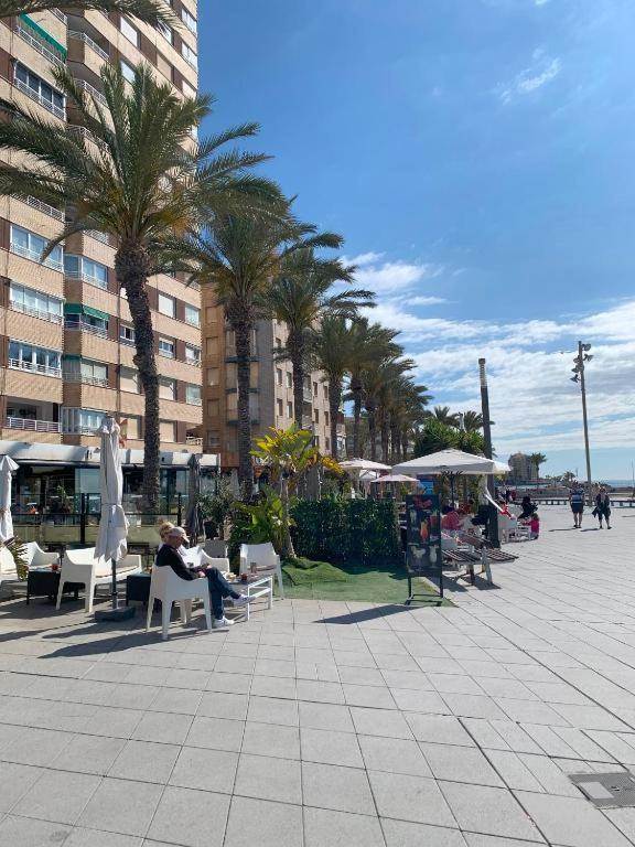 Appartamento Eb By Zanis Torrevieja Esterno foto